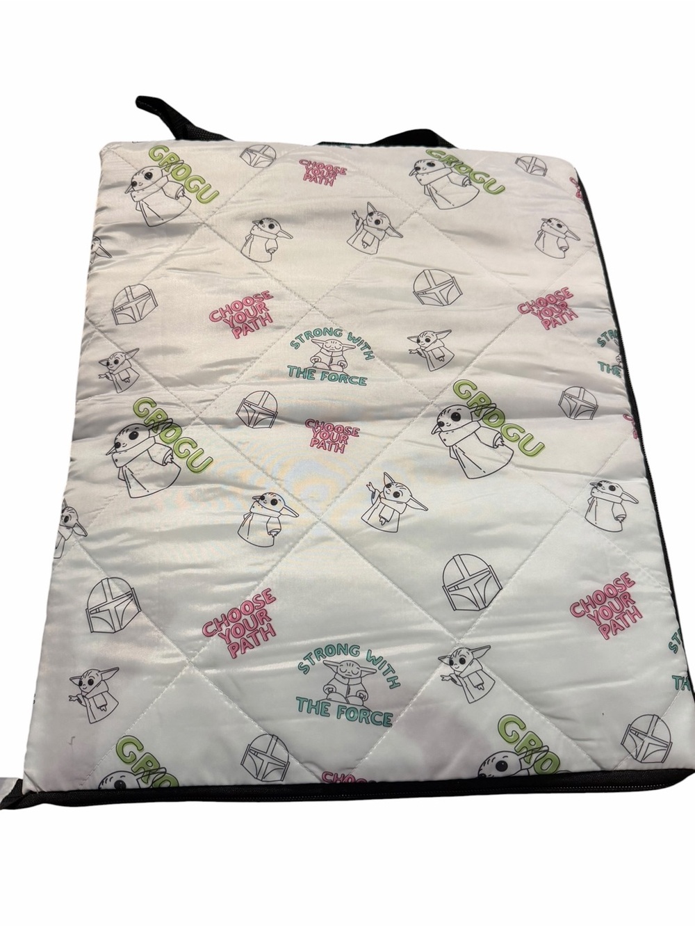 Star Wars Disney Grogu Mandalorian Outdoor Picnic Blanket Tote (A808) - Picture 2 of 4